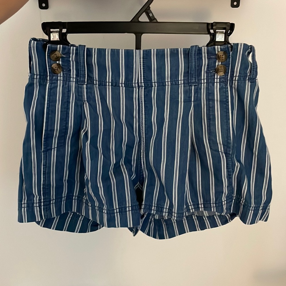 AE Shorts